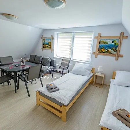 Stara Piekarnia - Plac Lotnikow